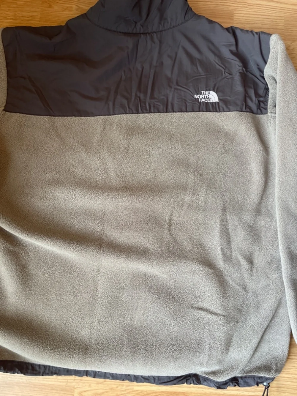 The North Face Men’s Gray & Beige Colorblock Fleece Jacket Size XXL